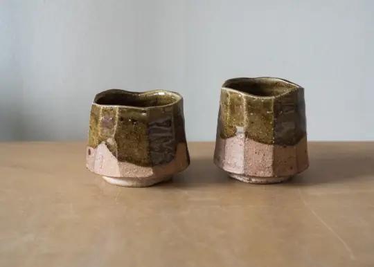 Pair of Cute Beakers
